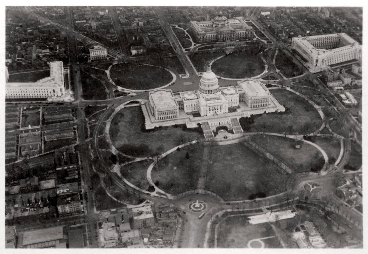 Luftfoto af Capitol, Washington DC, USA, fra en Zeppelin, 1928 1933 af Unbekannt