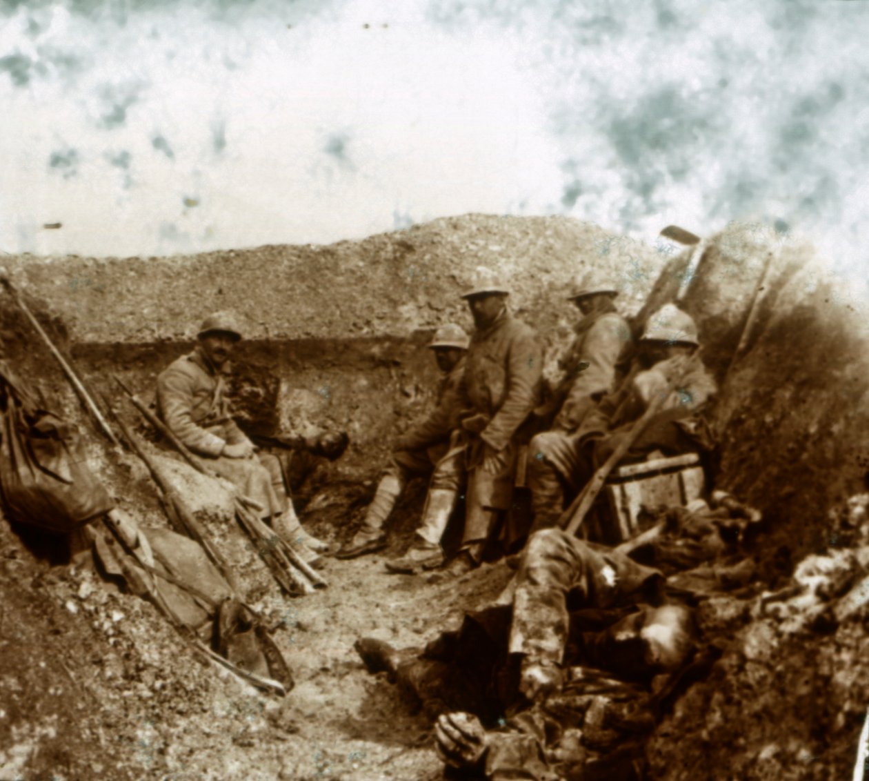 Efter modangreb, c1914-c1918 af Unbekannt