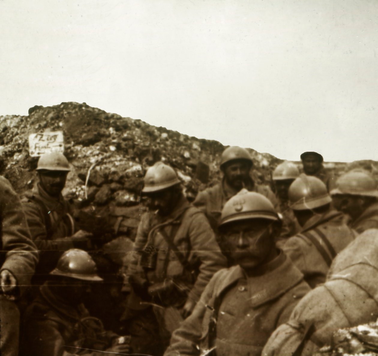 Efter angrebet, Artois, det nordlige Frankrig, c1914-c1918 af Unbekannt