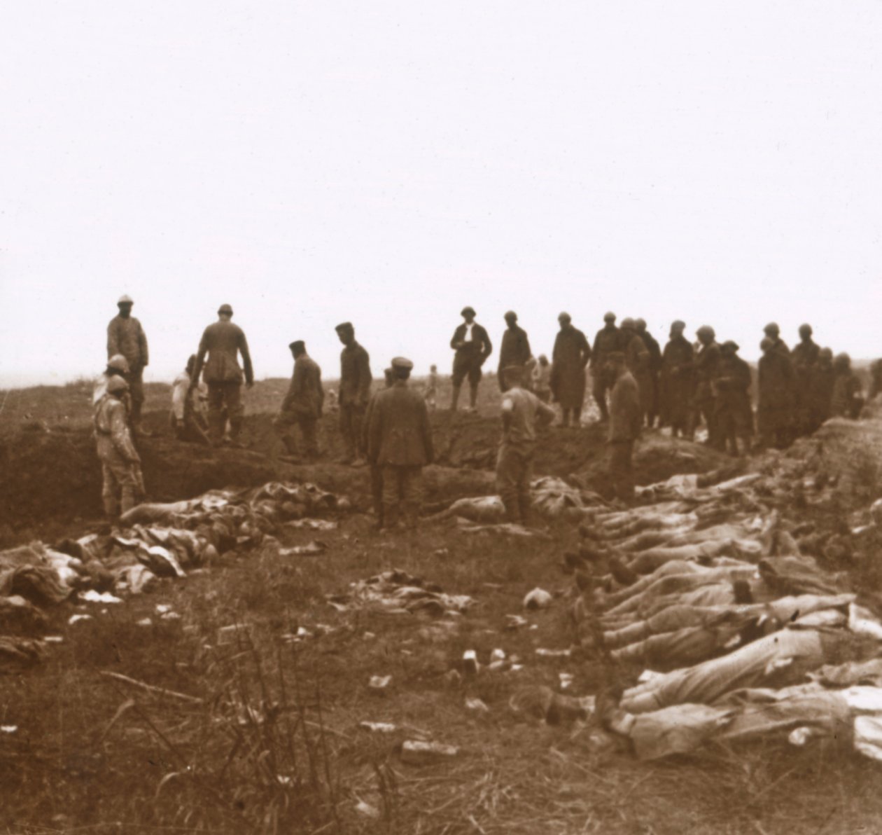 Efter angrebet, Dompierre, Nordfrankrig, c1914-c1918 af Unbekannt