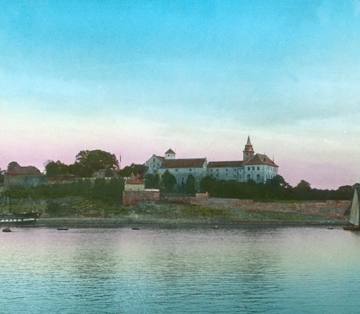 Akershus fæstning, Christiania, Oslo, Norge, slutningen af ​​det 19.-begyndelsen af ​​det 20. århundrede. af Unbekannt