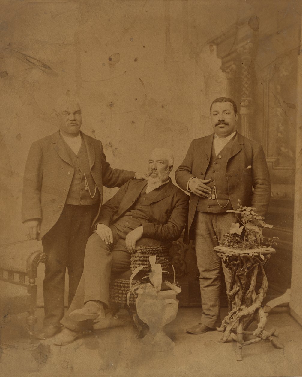 Albummet af tre medlemmer af Boyd-familien, 1890-1930. af Unbekannt