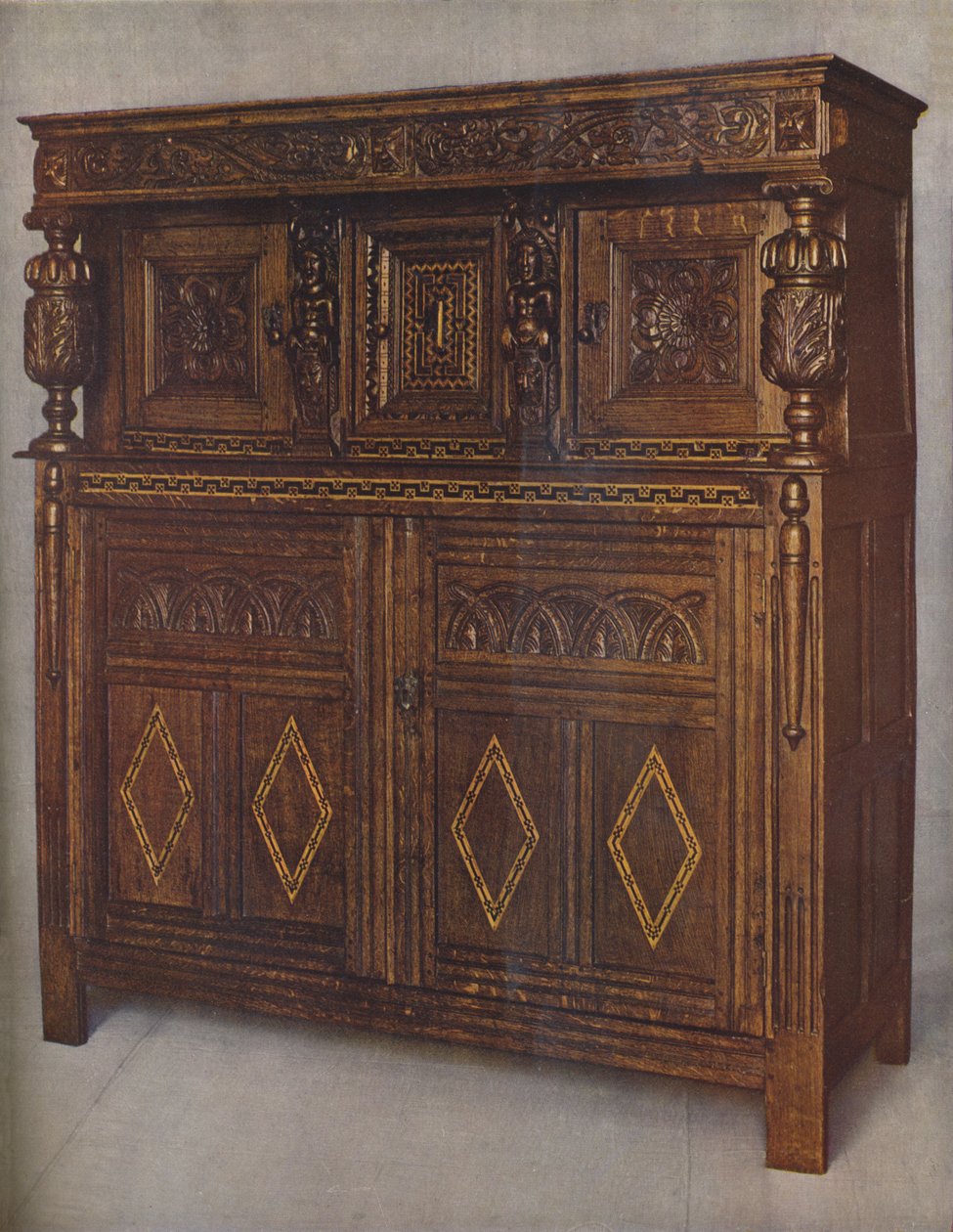 Et Oak Court-skab af James Is Reign, c1615, 1936 af Unbekannt