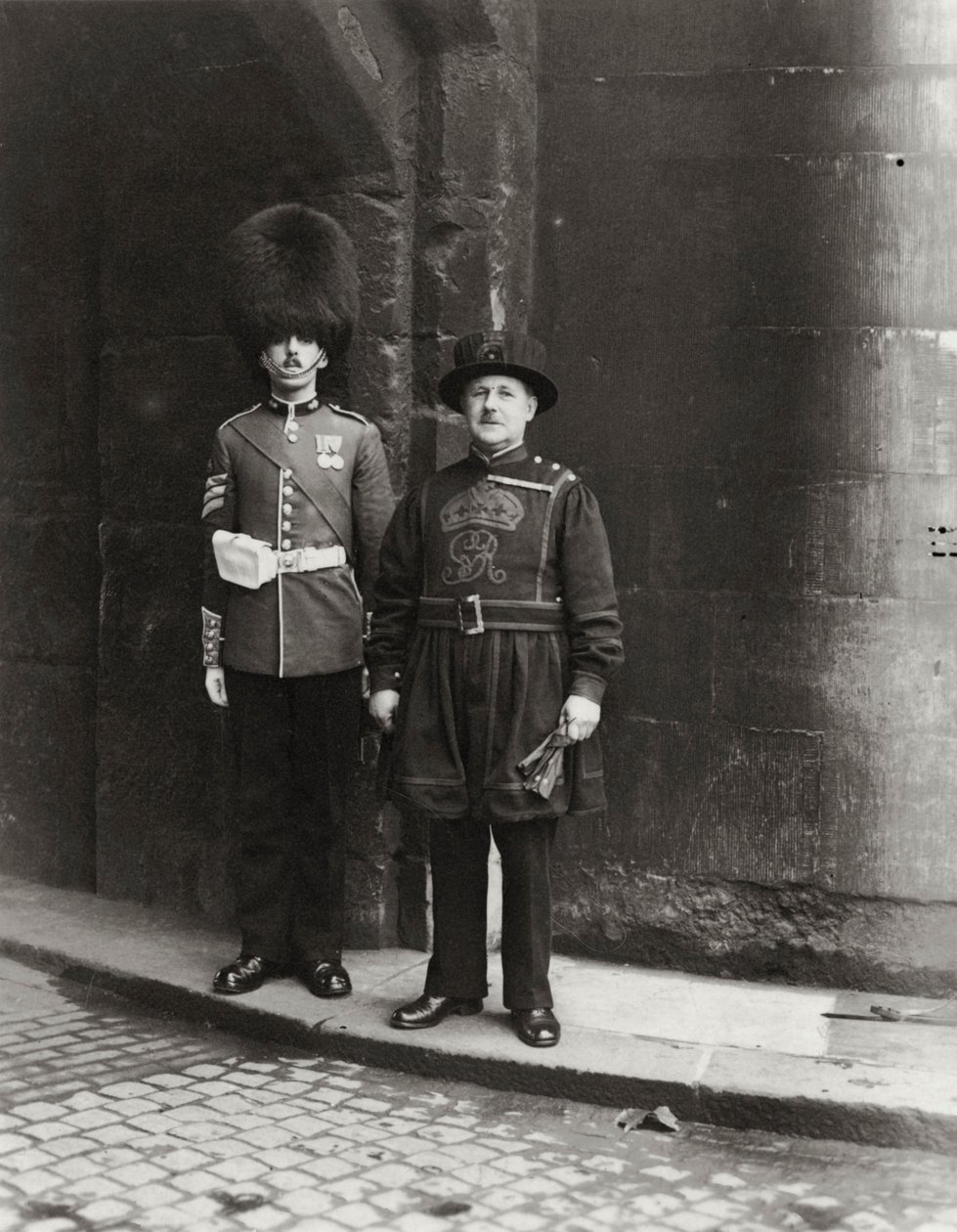Gammelt og moderne ved Tower of London, det 20. århundrede af Unbekannt