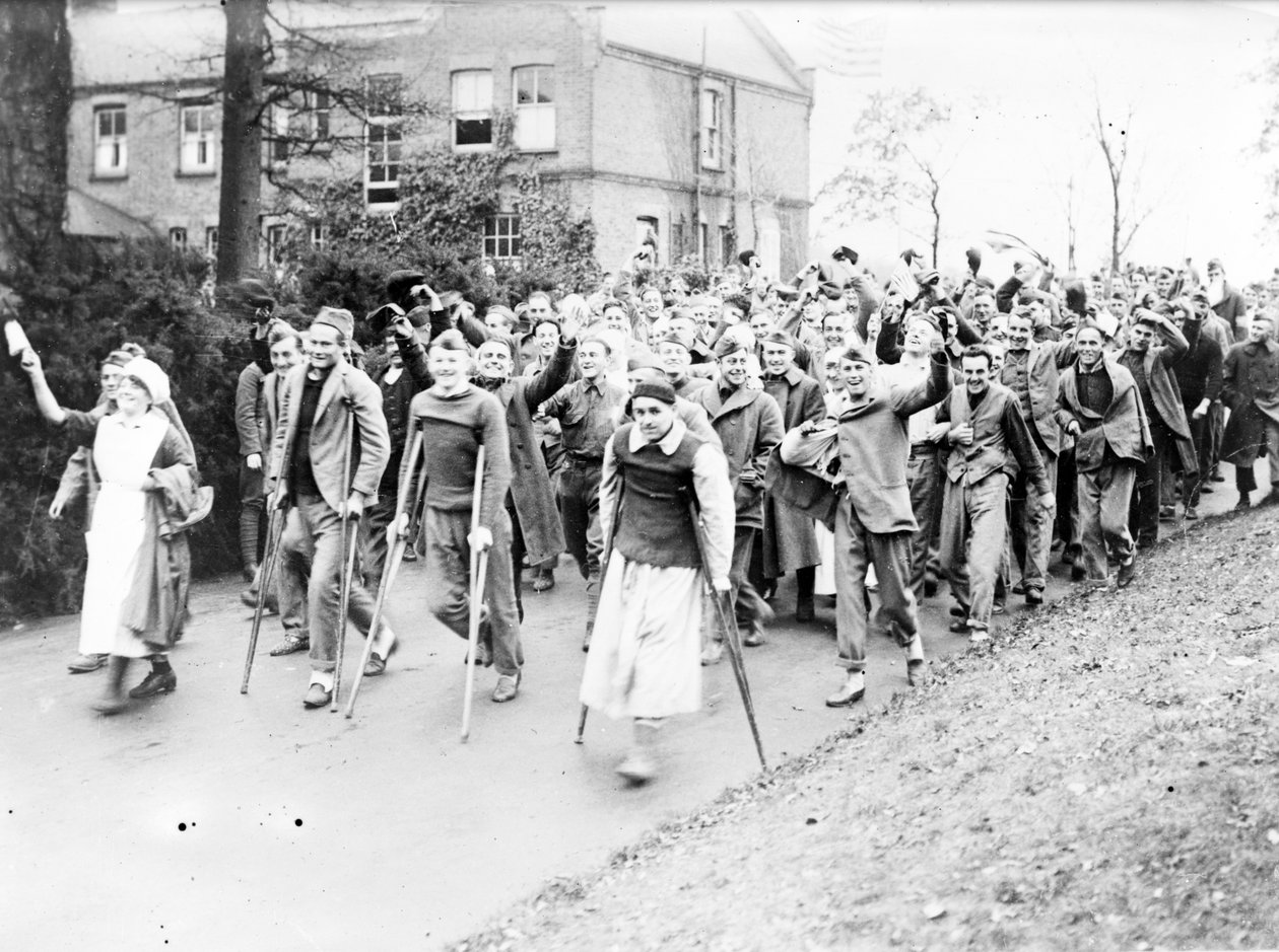 Våbenstilstand parade på American Hospital i Dartford af Unbekannt