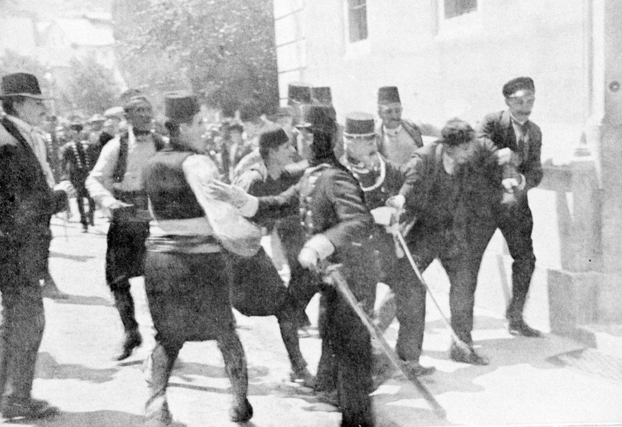 Arrestation af Gavrilo Princip, snigmorder på ærkehertug Franz Ferdinand, 1914 af Unbekannt