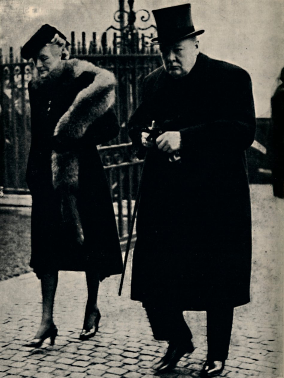 Ved Duke of Connaughts begravelse, januar 1942, 1945. af Unbekannt