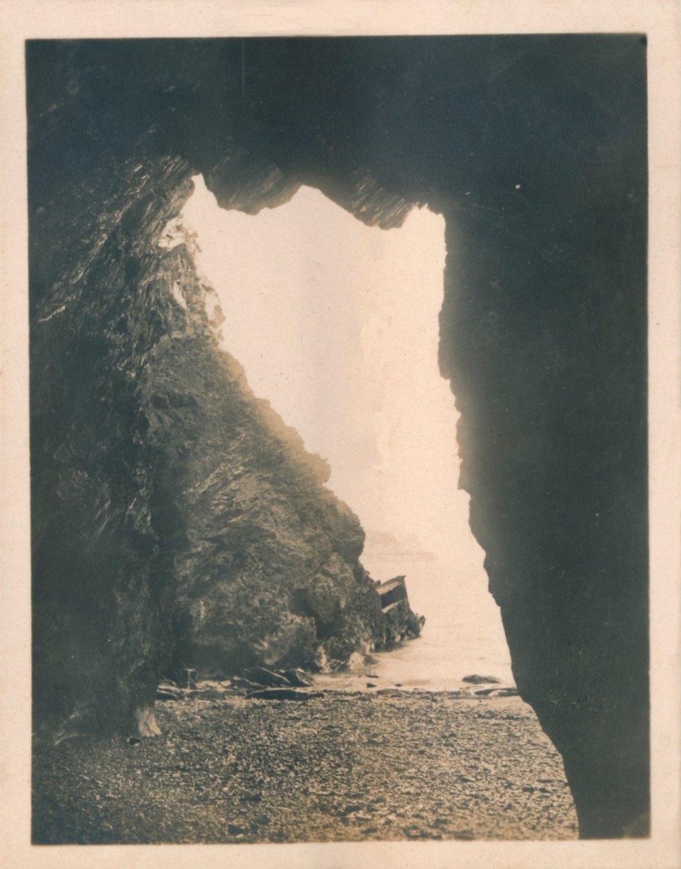 Atlantic Cavern - Newquay, 1927 af Unbekannt
