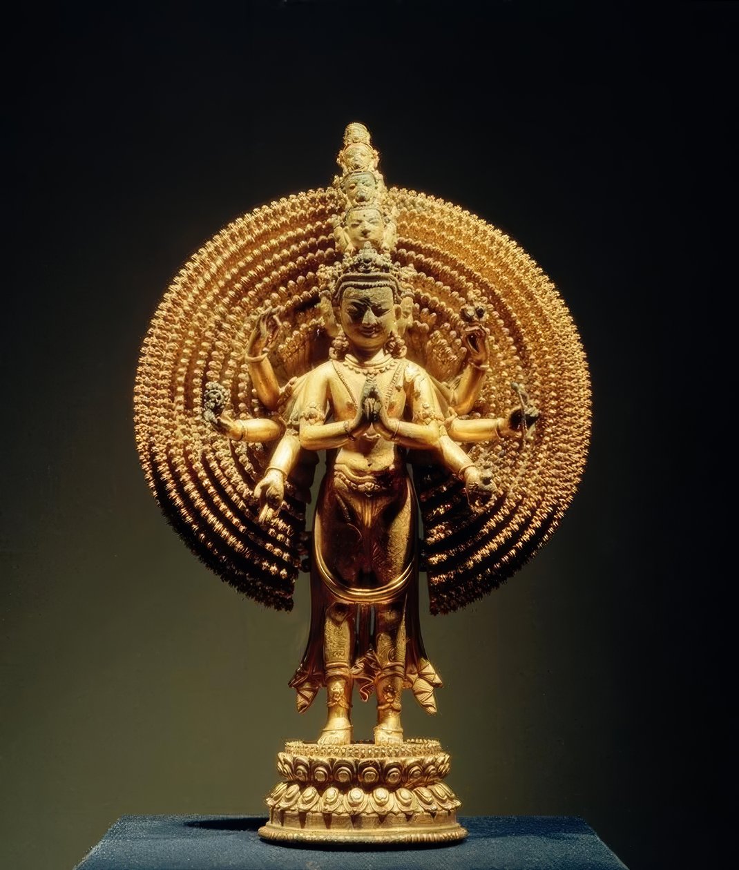 Avalokitesvara / Skulptur, 14. Jhdt. af Unbekannt