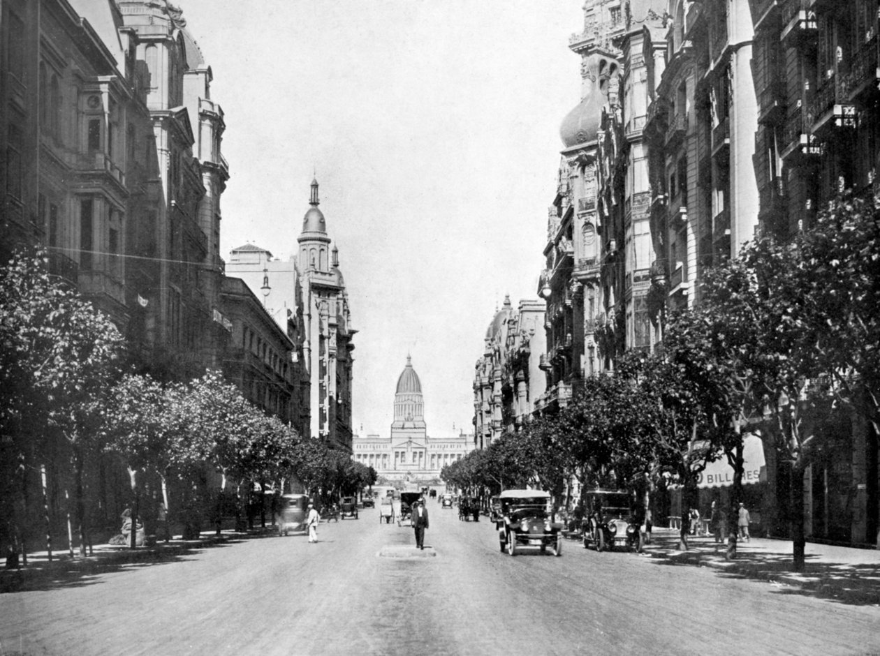 May Avenue May Avenue, Buenos Aires, Argentina af Unbekannt