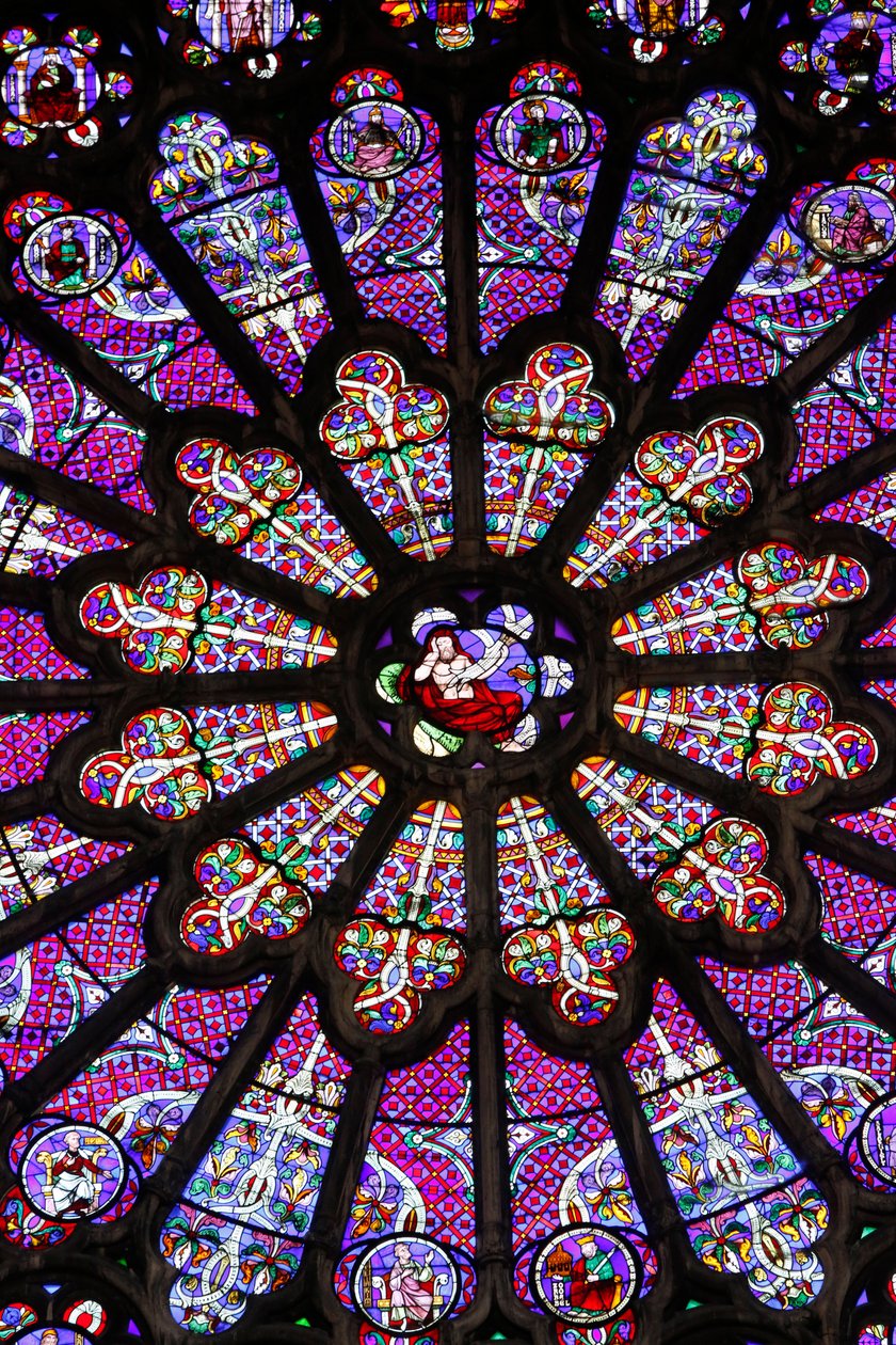 Basilica of St, Denis, nordlige tværarm, Glasmaleri (en detalje), Rose vindue over den midterste port, Saint-Denis, Frankrig af Unbekannt