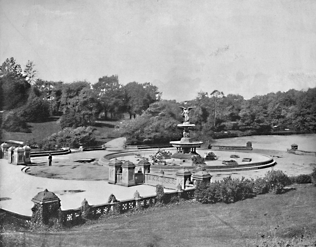 Bethesda Fountain, Central Park, New York, c1897. af Unbekannt