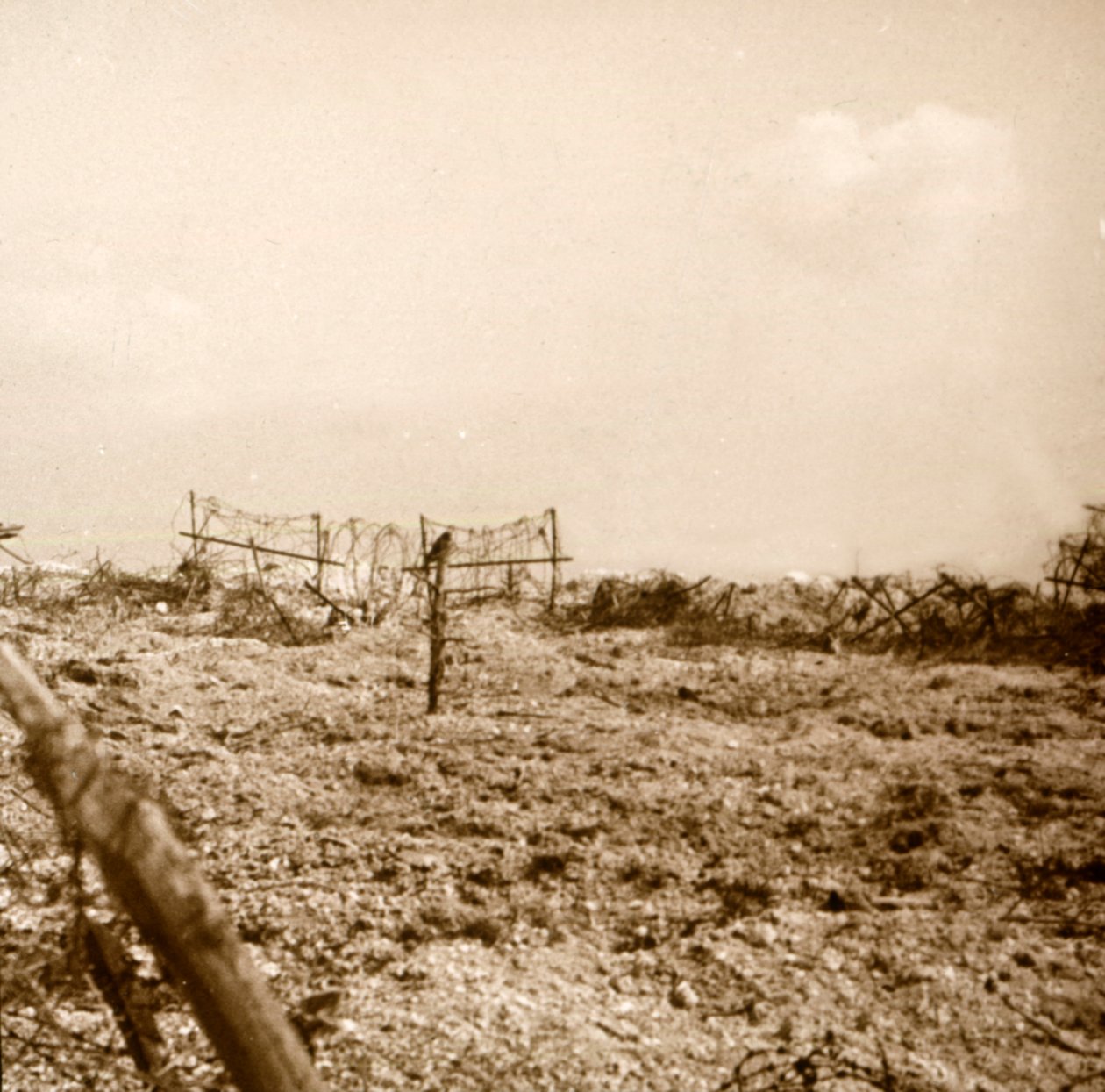 Mellem linjerne, Verdun, Nordfrankrig, c1914-c1918 af Unbekannt