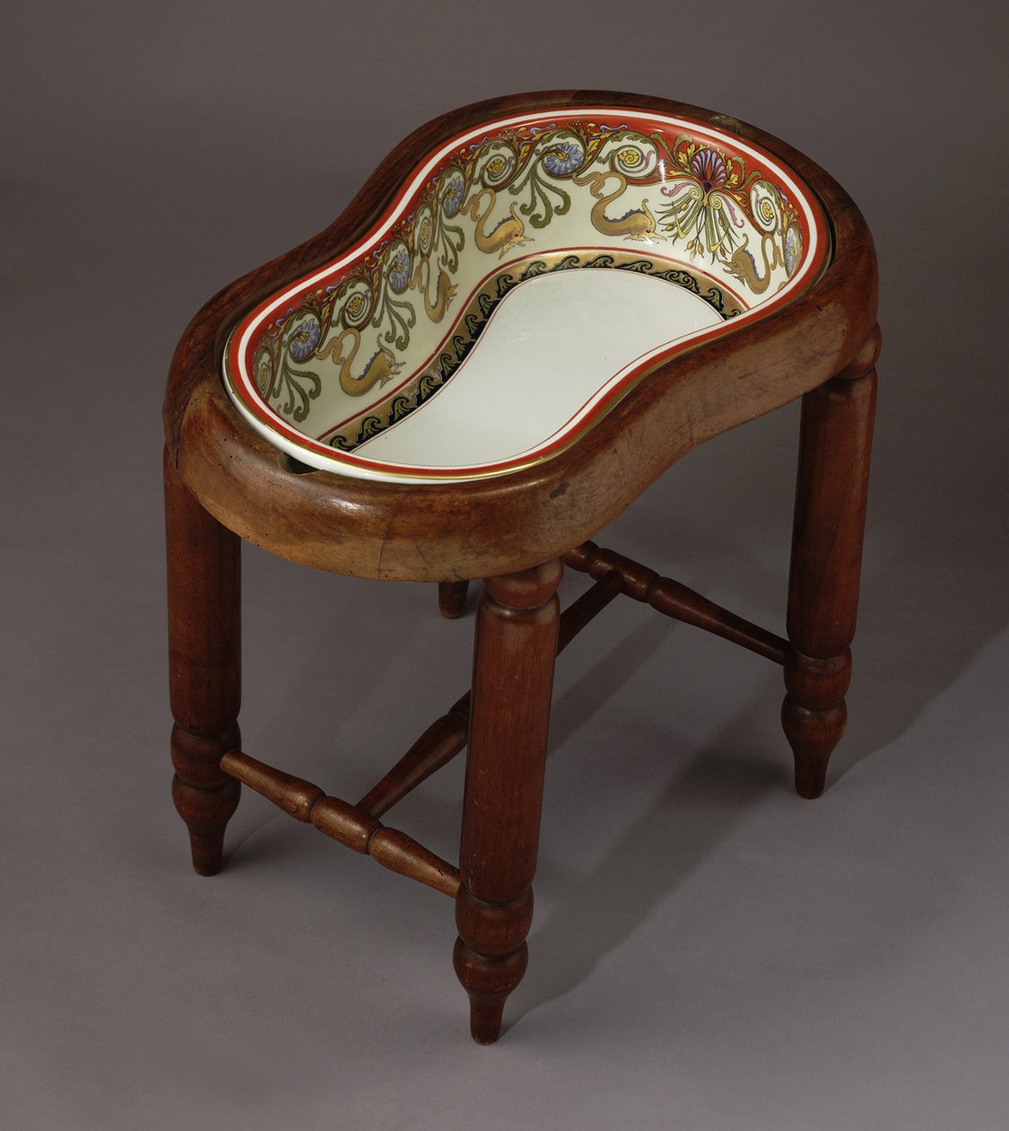 Bidet af Elisabeth af Bayern Carl Knoll Porcelænsfabrik, Carlsbad, 1887-1890 af Unbekannt