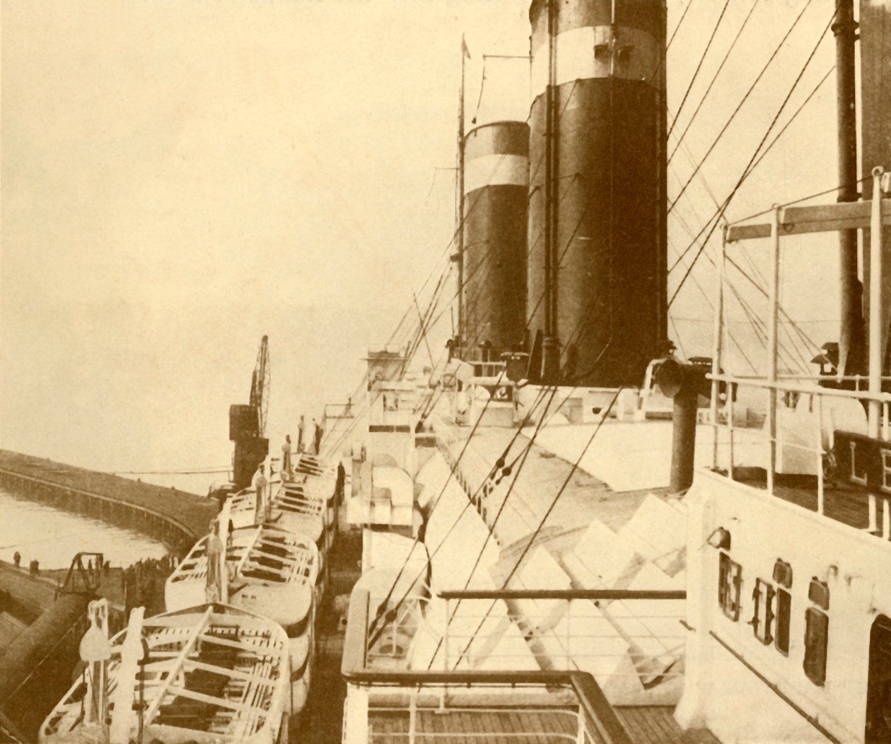 Boat Deck of the Leviathan., c1930. af Unbekannt
