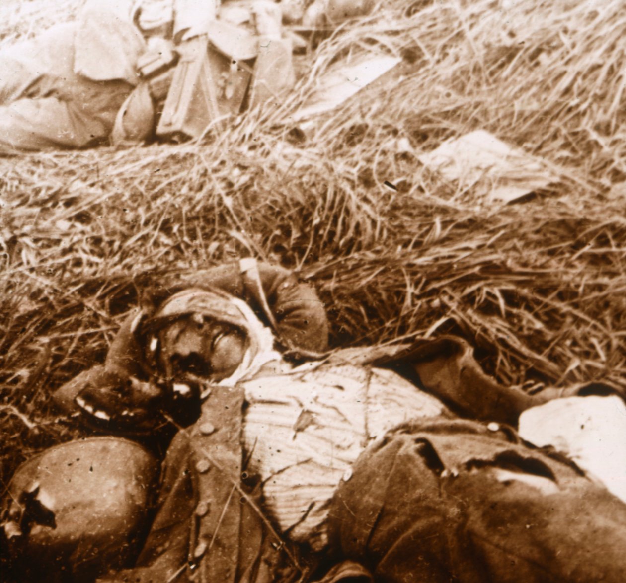 Bodies, Craonne, Nordfrankrig, c1914-c1918 af Unbekannt
