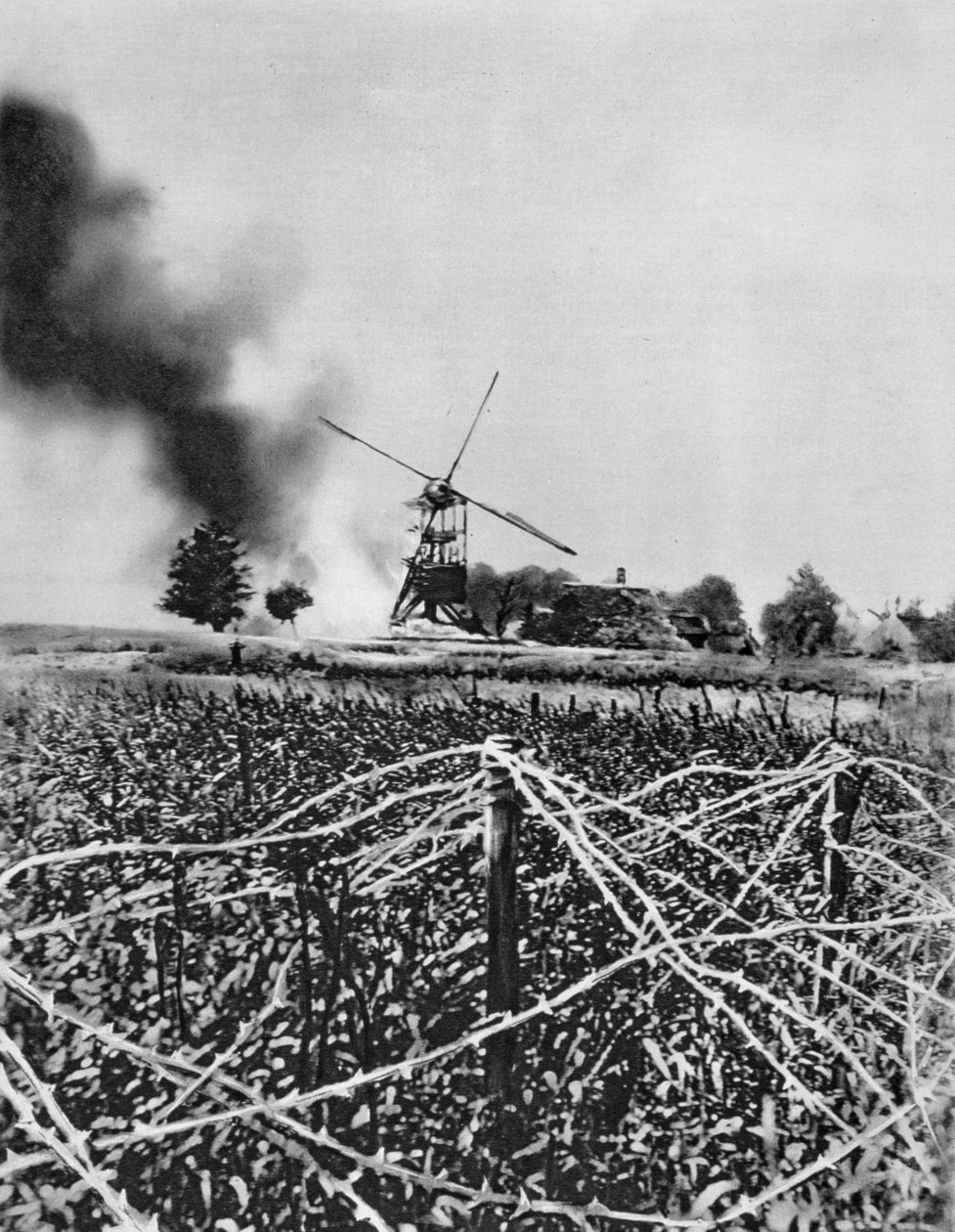 Bombardement af en vindmølle med brændende skaller, Artois, Frankrig, Første Verdenskrig, 1915 af Unbekannt