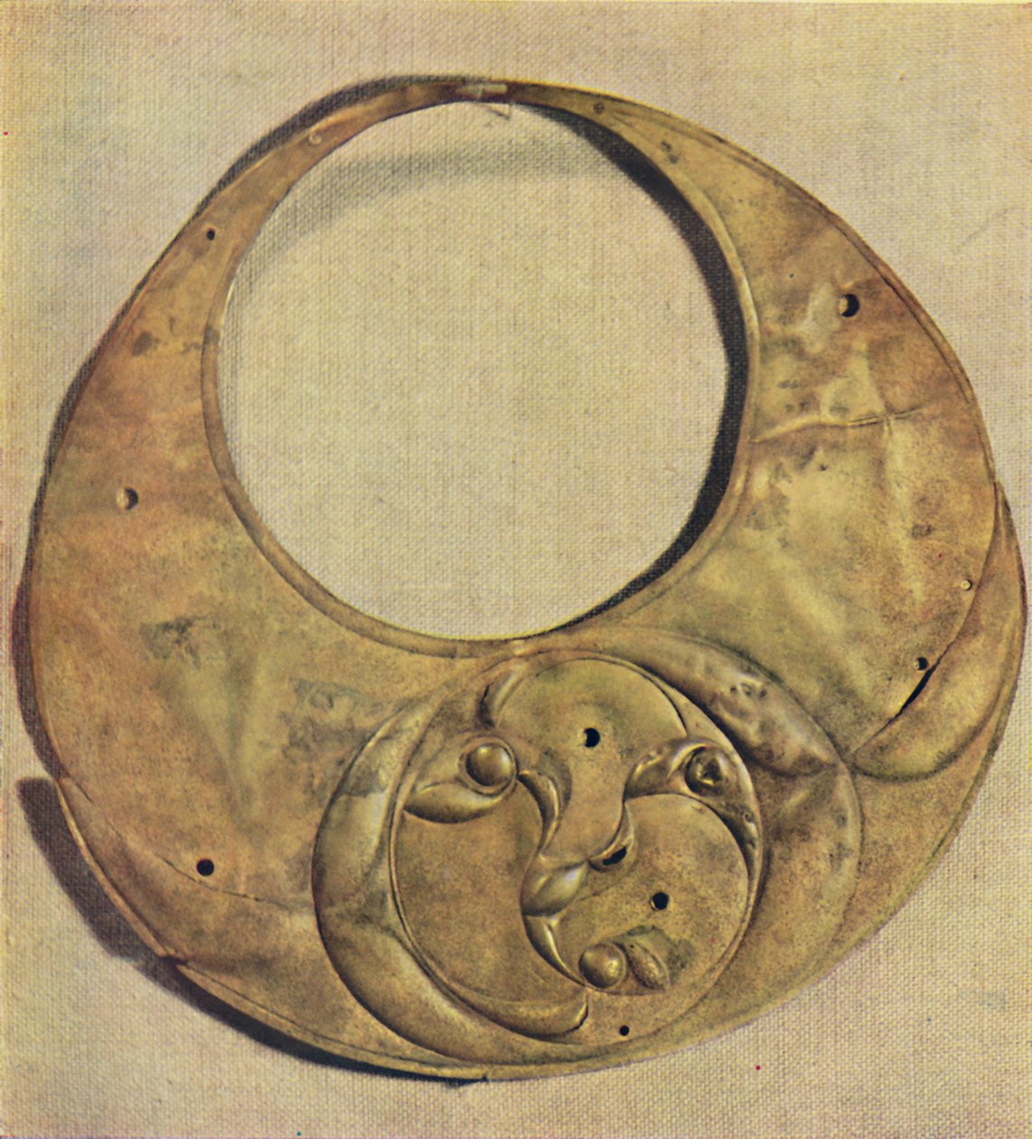 Bronze Halvmåne fra Llyn Cerrig, Anglesea, 1946 af Unbekannt