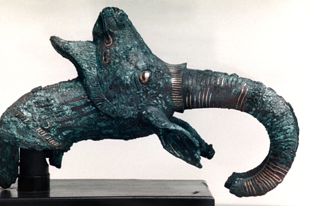 Bronzeskulptur med guldbelægninger af Unbekannt