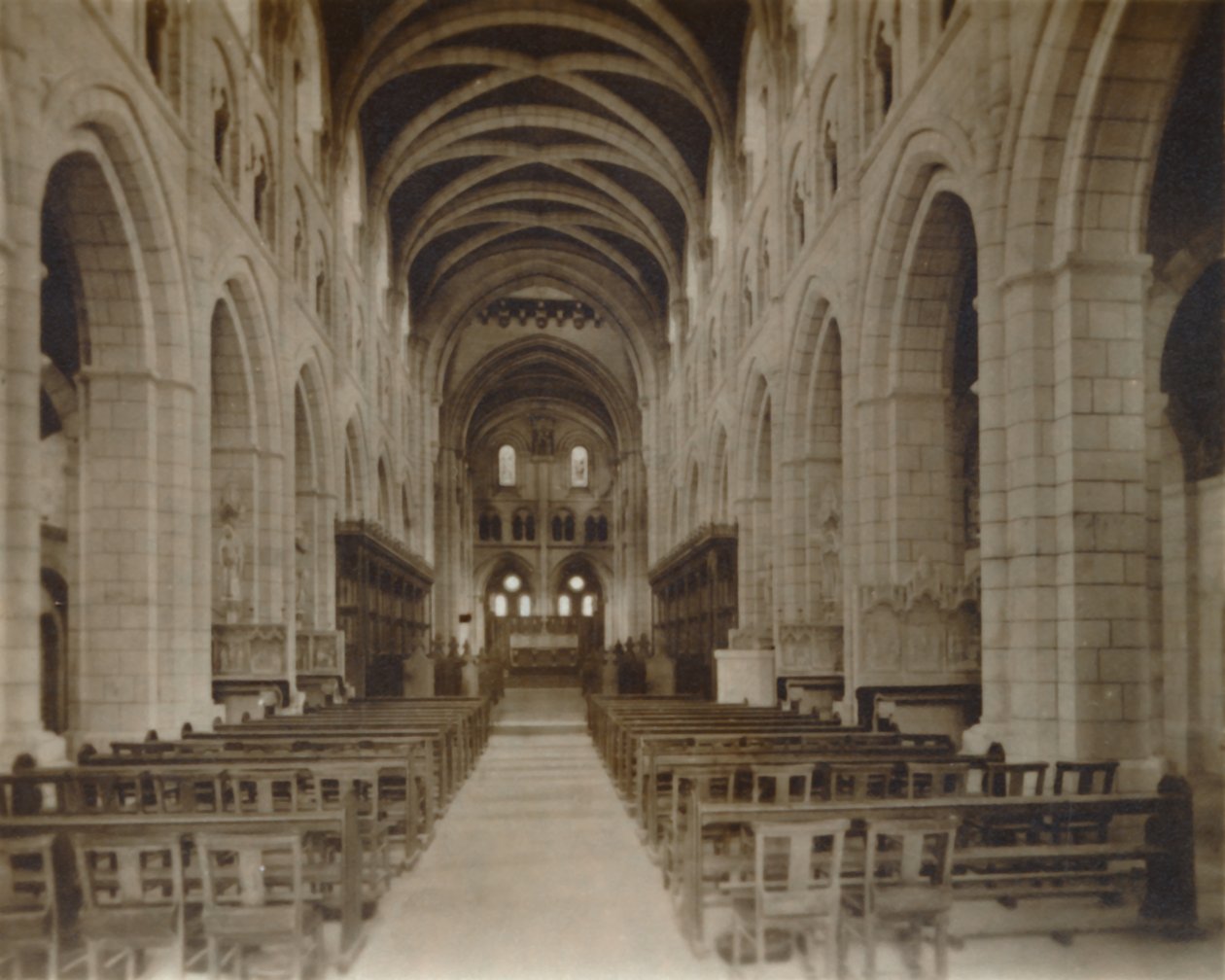 Buckfast Abbey Church, interiør, slutningen af det 19.-begyndelsen af det 20. århundrede af Unbekannt