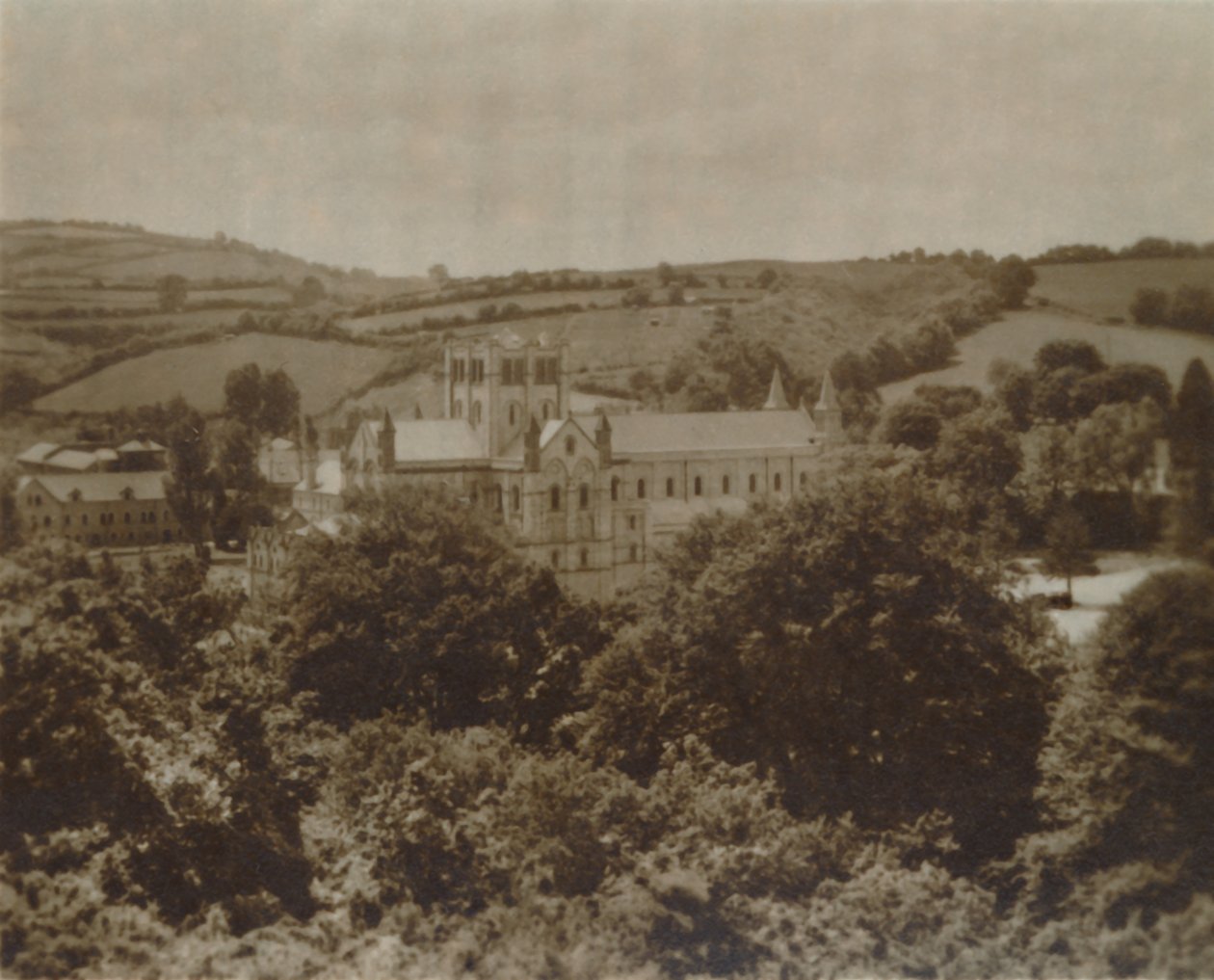 Buckfast Abbey Church South East, slutningen af det 19.-begyndelsen af det 20. århundrede af Unbekannt