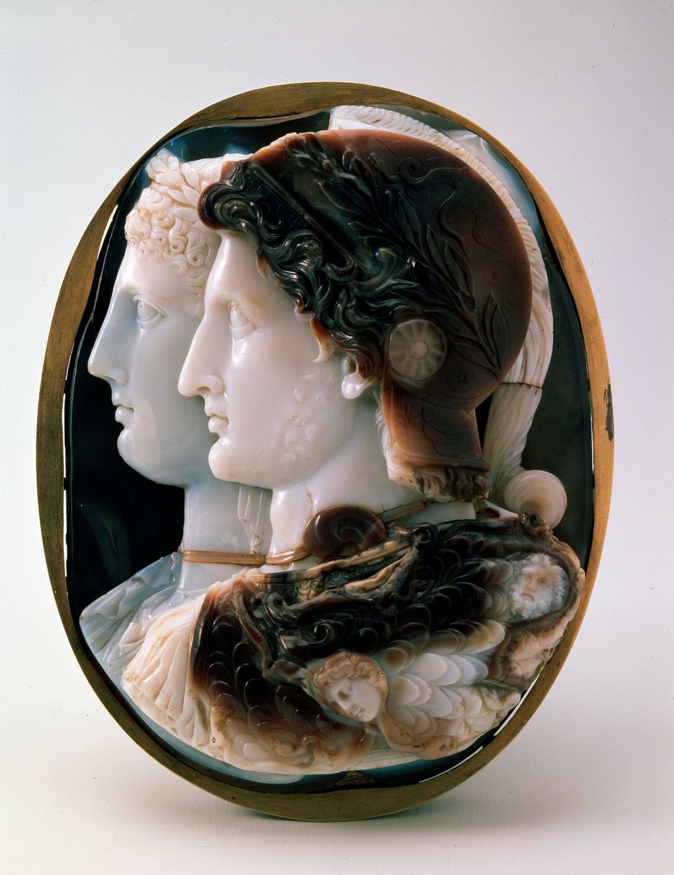Cameo Gonzaga Cameo med kong Ptolemæus II af Egypten og hans kone Arsinoe I, 3. århundrede f.Kr. af Unbekannt