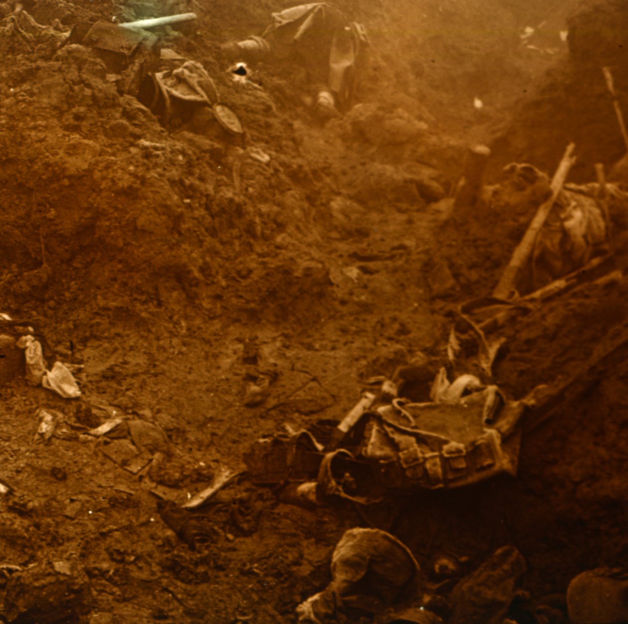 Erobret fjendens skyttegrav, Les Éparges, Nordfrankrig, 1915. af Unbekannt