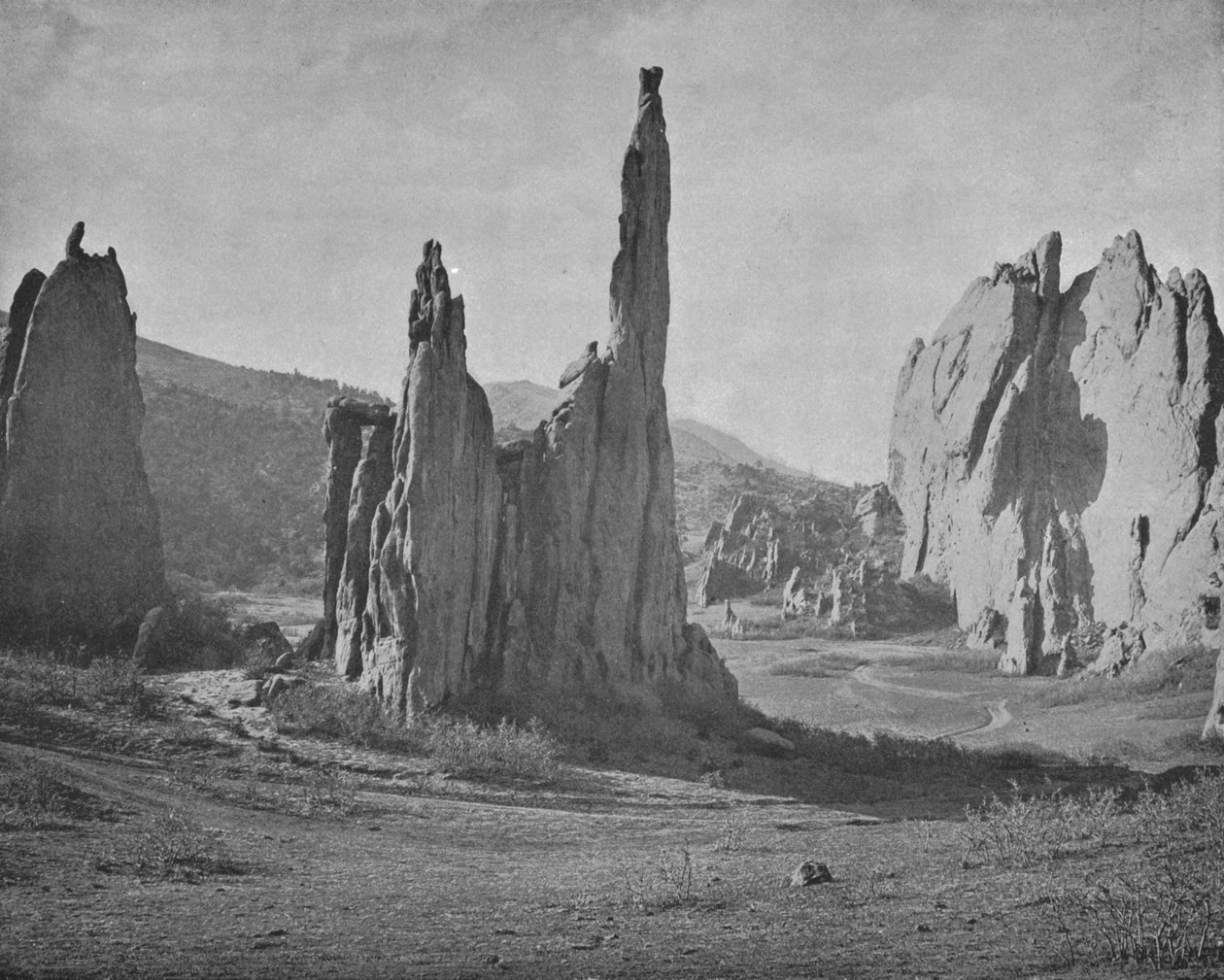 Cathedral Spires, Garden of the Gods, Colorado, USA, c1900. af Unbekannt