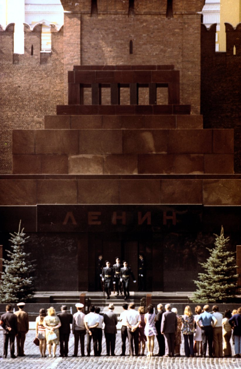 Vagtskifte ved Lenins mausoleum, Den Røde Plads, Moskva, 1980 af Unbekannt
