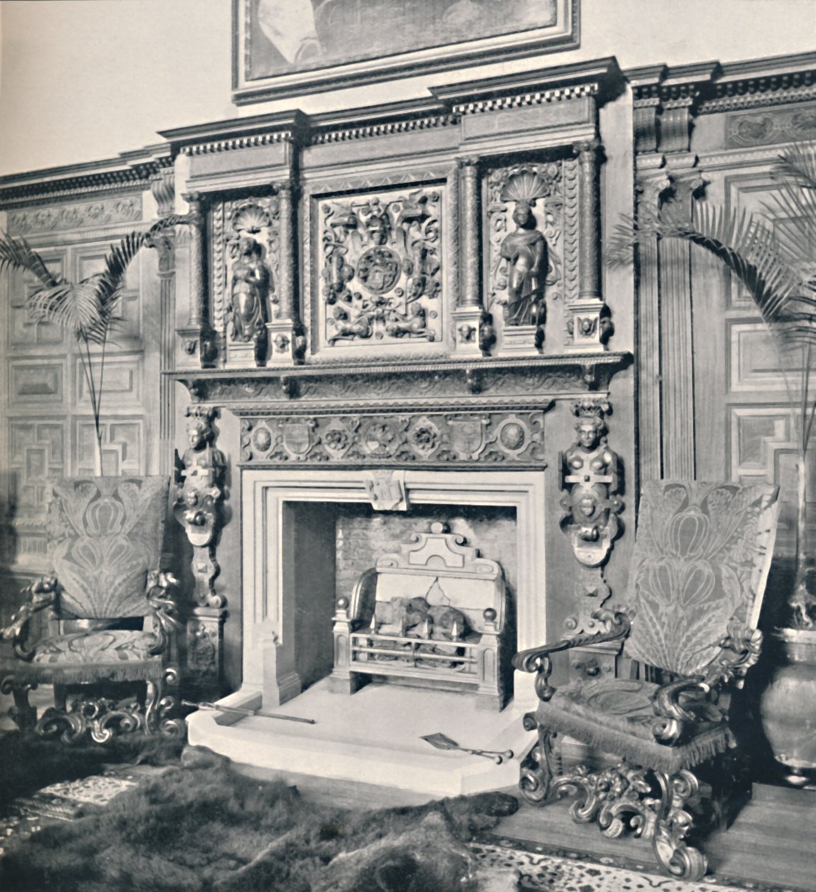 Skorstensstykke i den store sal, Castle Ashby, Northampton, 1927 af Unbekannt