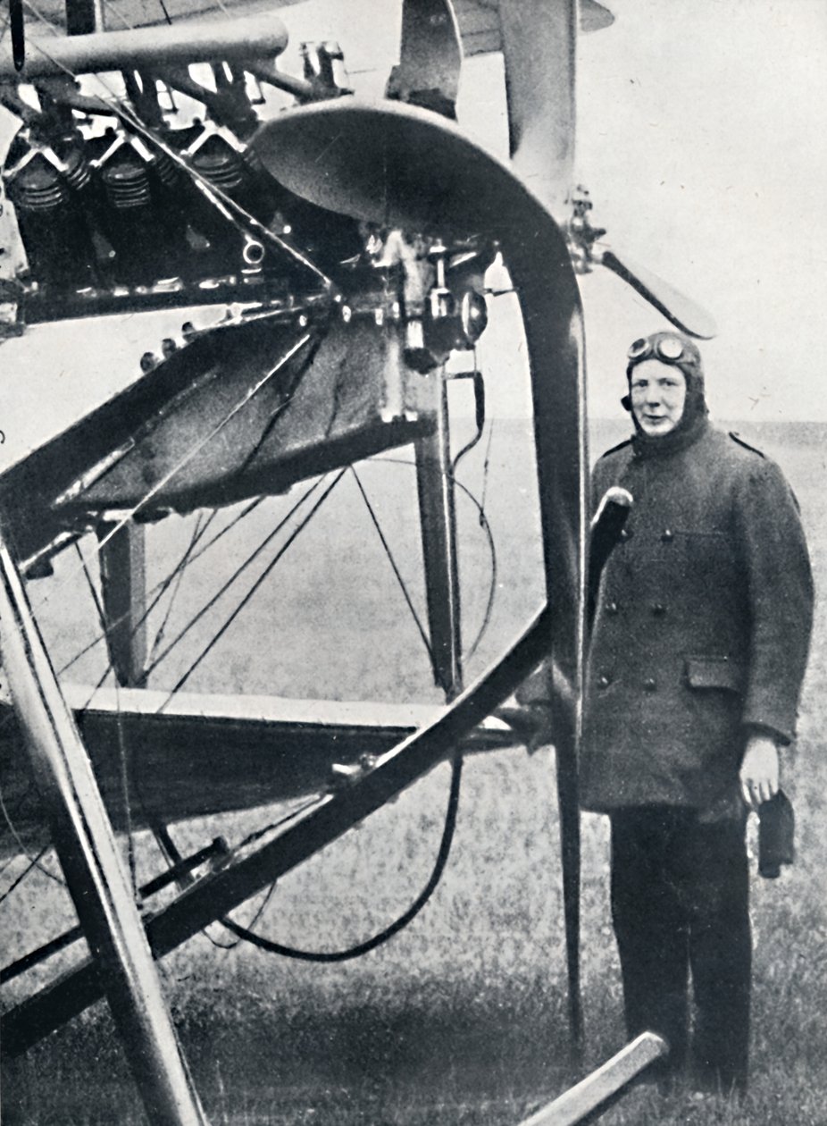 Churchill blev interesseret i fly og forudså de største muligheder, 1914, 1945 af Unbekannt