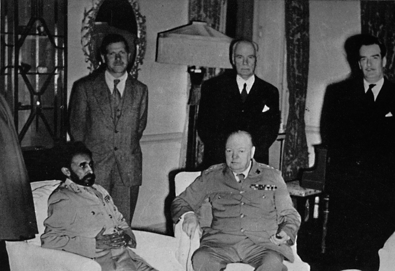 Churchill i Kairo, med den etiopiske kejser, Haile Selassie, 1943, 1945. af Unbekannt