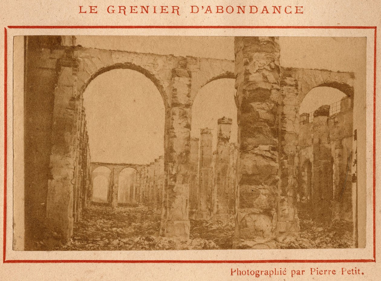 Kommune i Paris (1871): udsigt over ruinerne af Grenier d