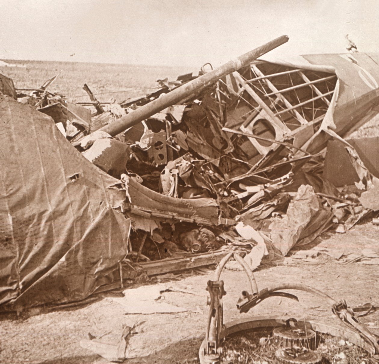 Nedstyrtet fly, Sainte-Marie-à-Py, Nordfrankrig, c1914-c1918 af Unbekannt