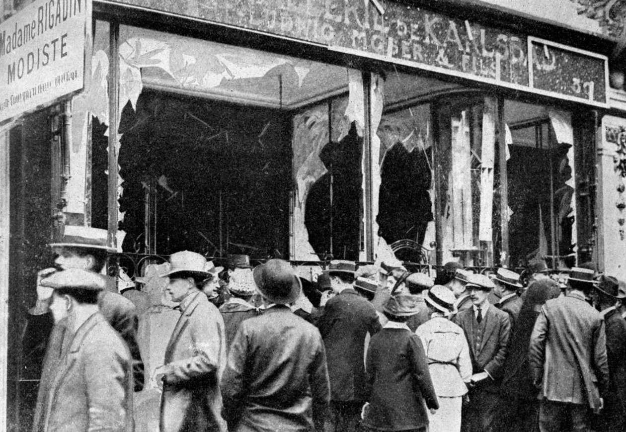 Ødelagt østrigsk juvelerbutik, Paris, Første Verdenskrig, 1914 af Unbekannt