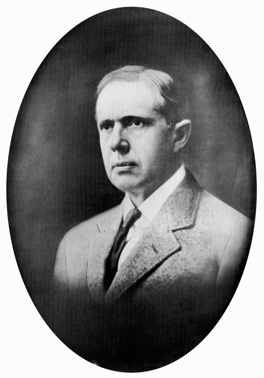 Daniel R Anthony, formand for husudvalget for bevillinger, c1920