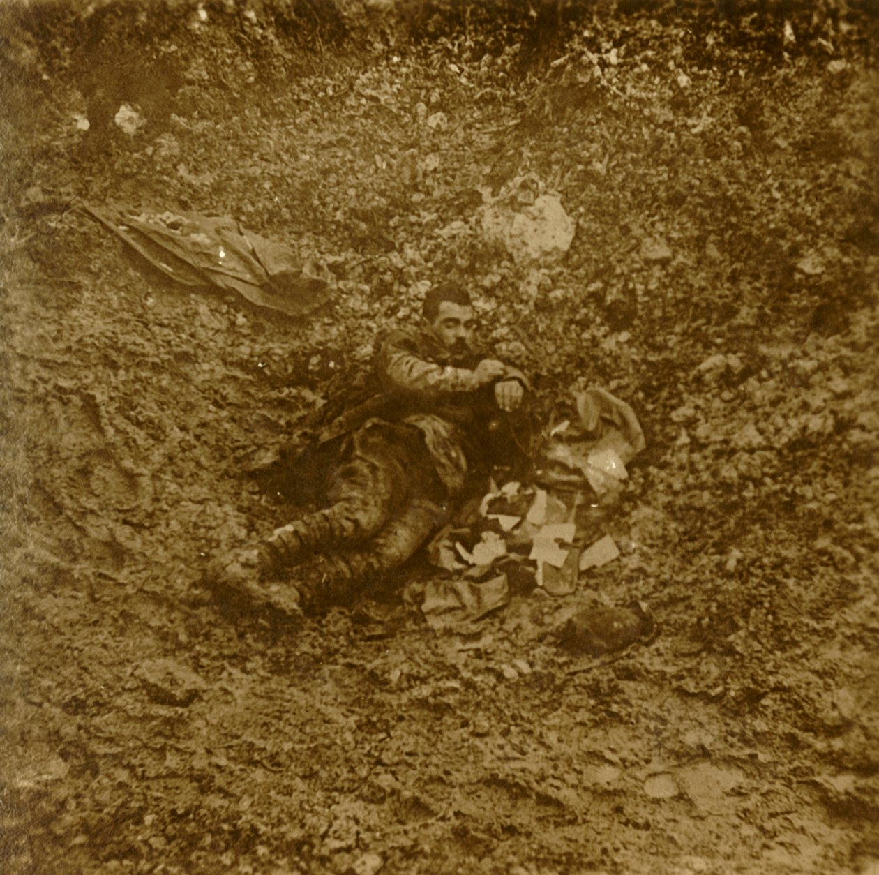 Død tysk soldat, Verdun, Nordfrankrig, c1914-c1918 af Unbekannt
