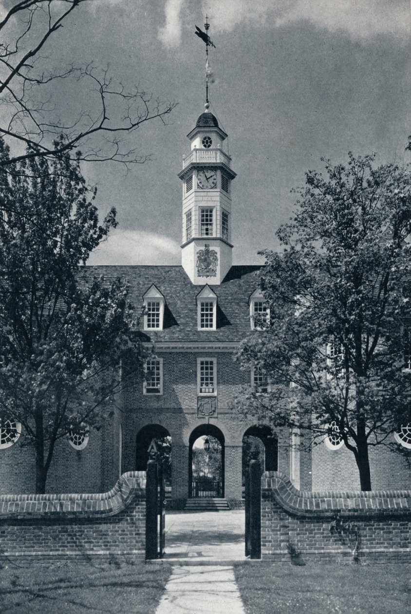 Detail Showing Cupola of Capitol, Queen Annes Arms over central Arch, c1938 af Unbekannt