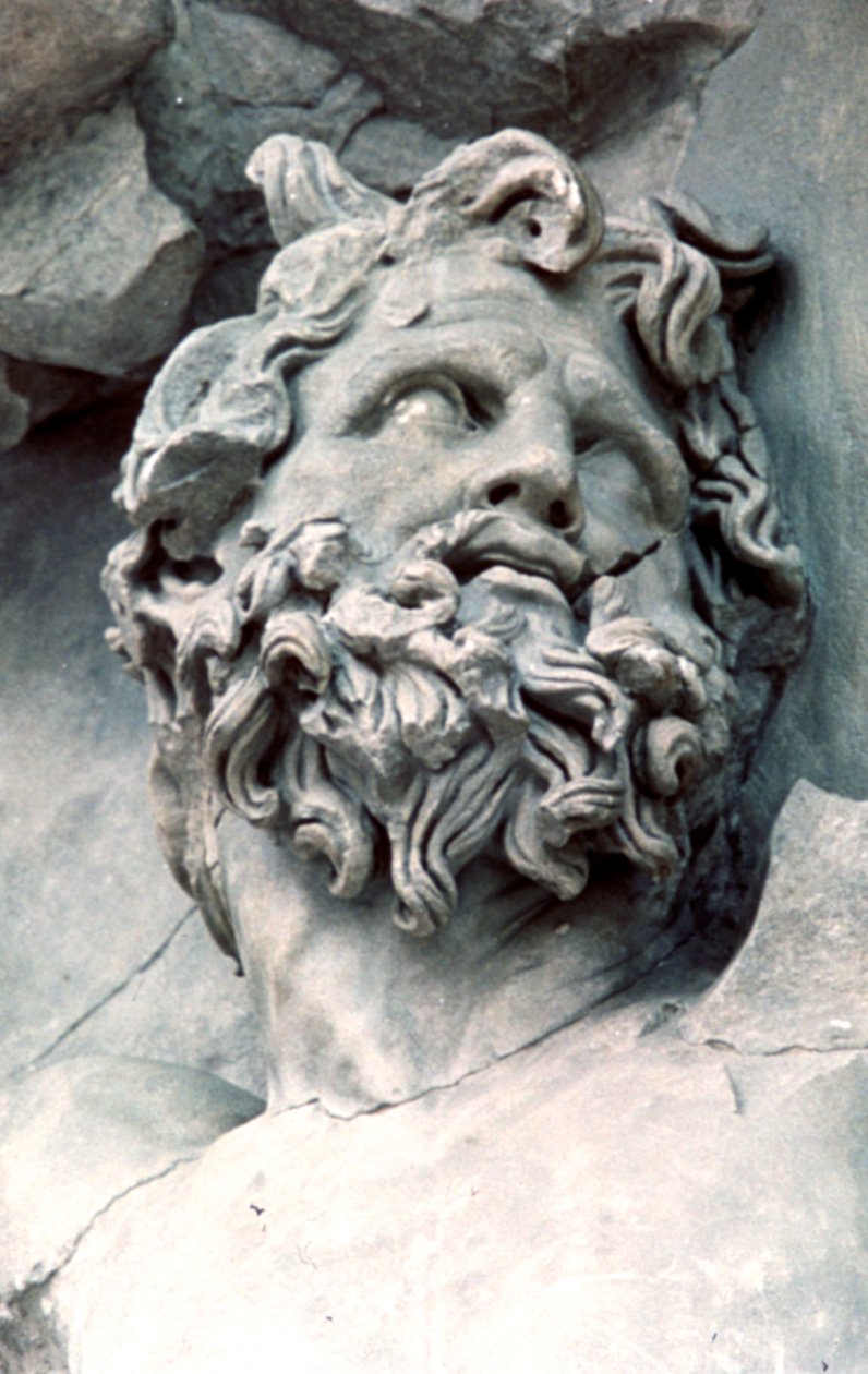 Detalje fra Pergamonalterets store frise, 180-159 f.Kr af Unbekannt