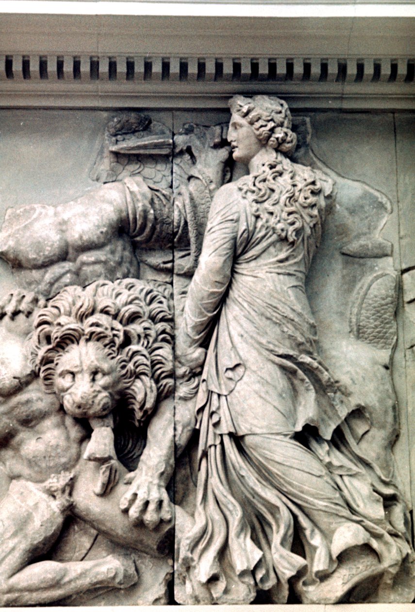 Detalje fra Pergamonalterets store frise, 180-159 f.Kr af Unbekannt
