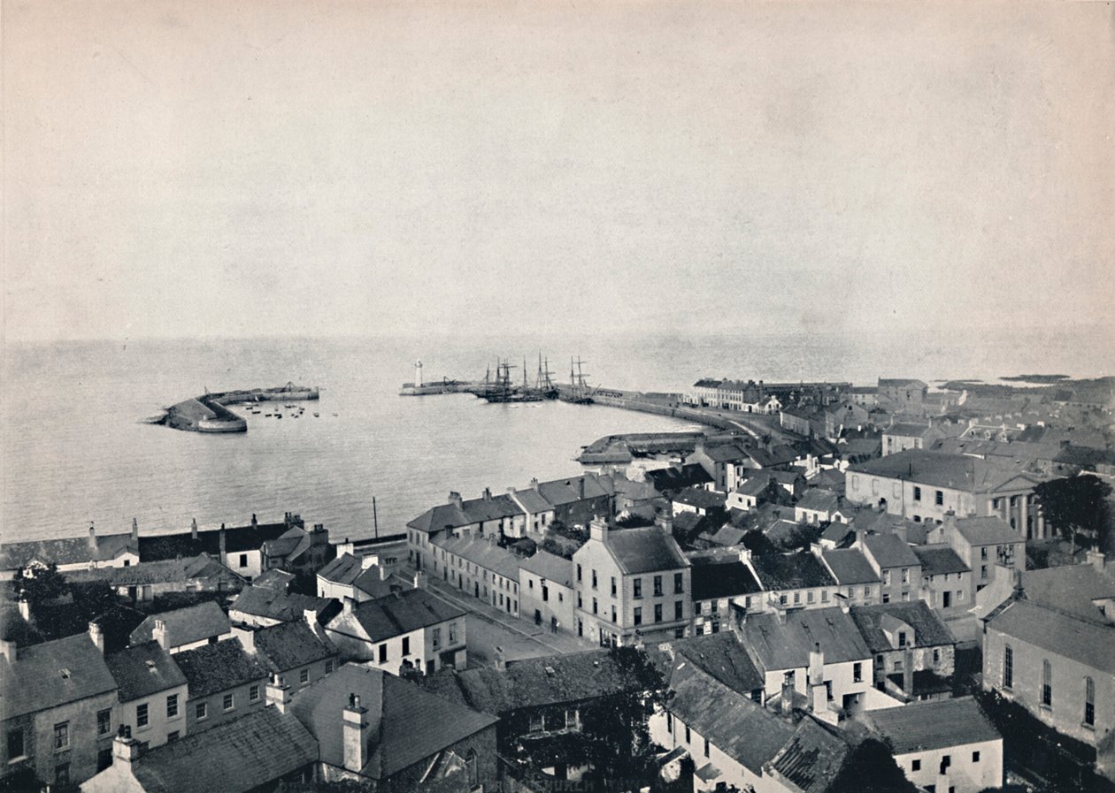 Donaghadee - Udsigt fra kirketårnet, viser havnen, 1895 af Unbekannt