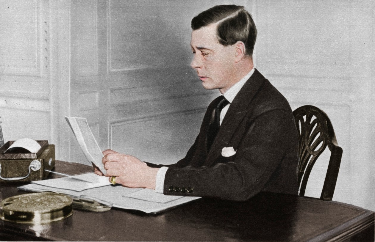 Edward VIII arbejder på sit kontor i St. James