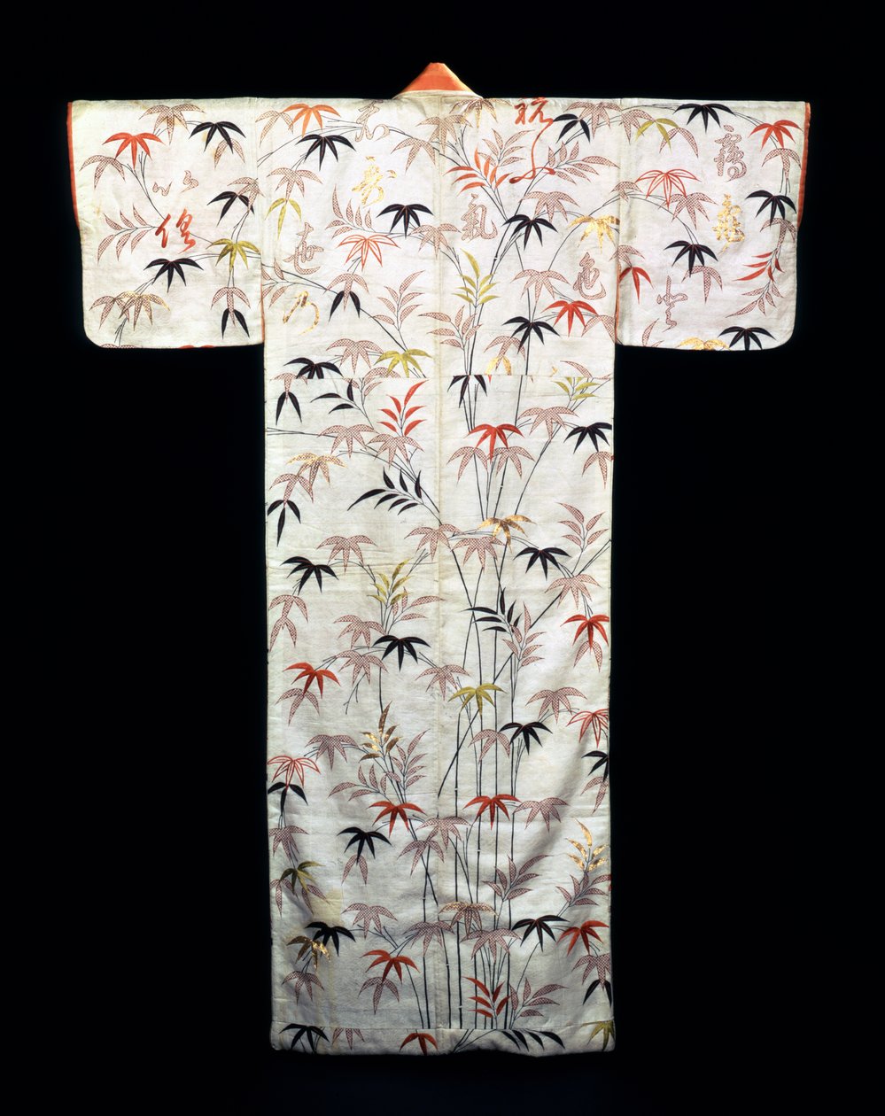 Broderet hvid satin dame kimono, japansk, Edo periode, 1600-1867 af Unbekannt