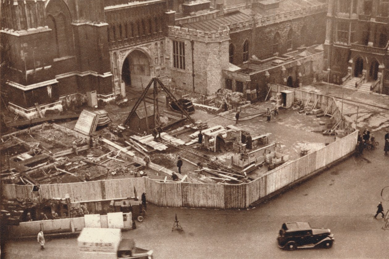 Opførelse af annekset til Westminster Abbey forud for kong George VIs kroning, 1937 af Unbekannt