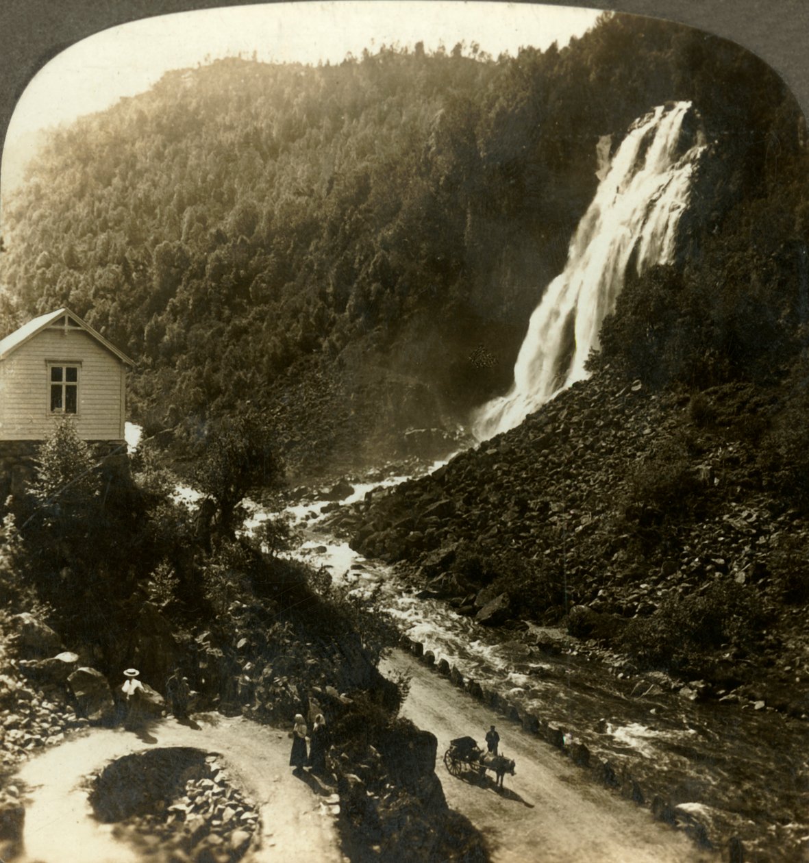 Espelandfos, et af de smukkeste vandfald i hele Skandinavien, Norge, c1905. af Unbekannt