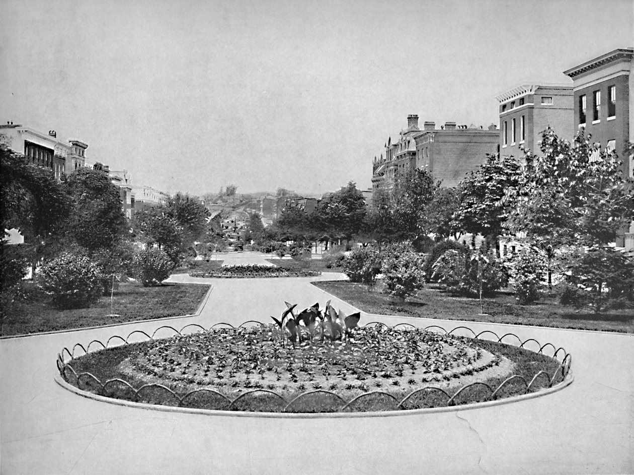 Eutaw Place ser mod nord, Baltimore, Md., c1897. af Unbekannt