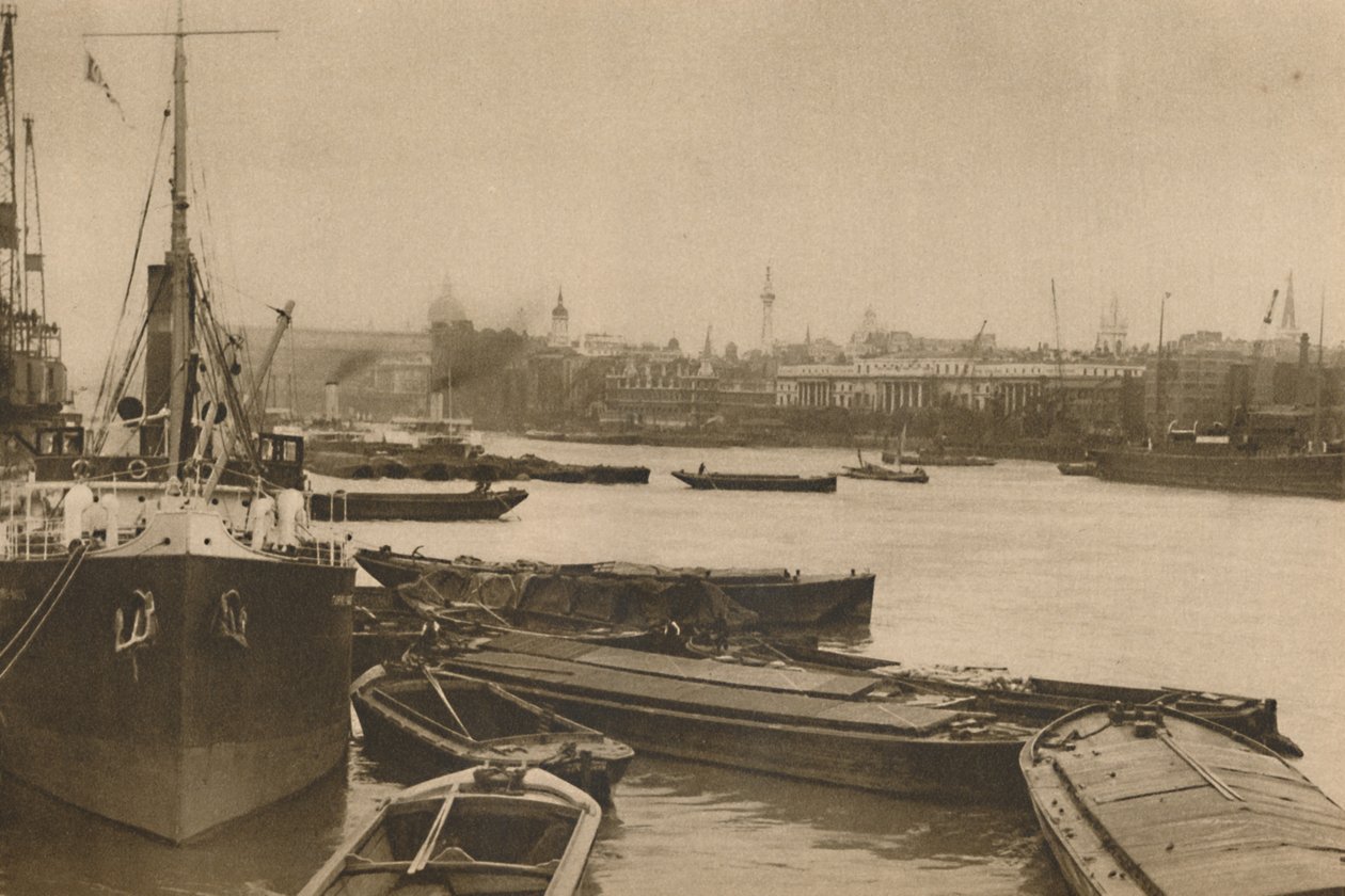 Trofaste skibe, der tjener Londons behov: Poolen fra Custom House til Billingsgate, c1935. af Unbekannt