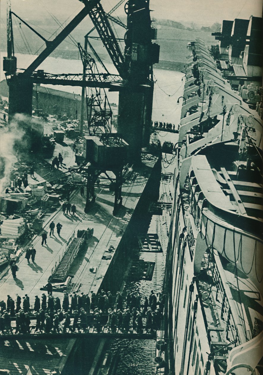 Fitting-Out Basin af John Brown og Companys skibsbygningsværft i Clydebank, 1937 af Unbekannt