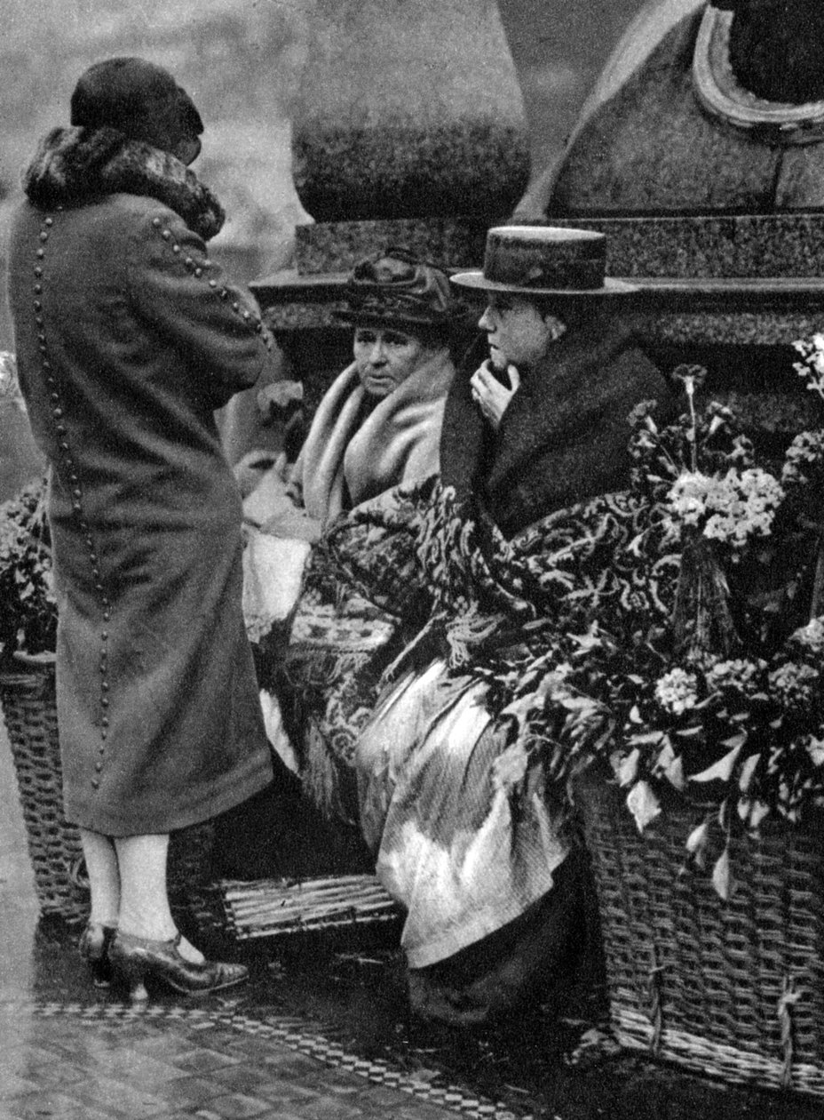 Blomstersælgere, Piccadilly Circus, London, 1926-1927 af Unbekannt