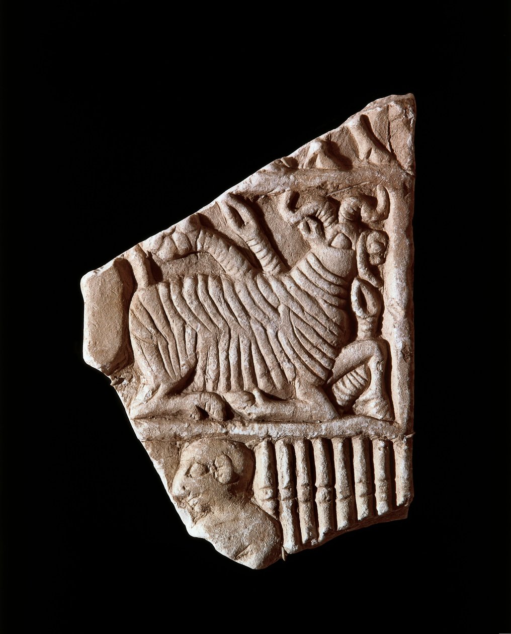 Fragment af et basrelief, 2500 f.Kr. af Unbekannt